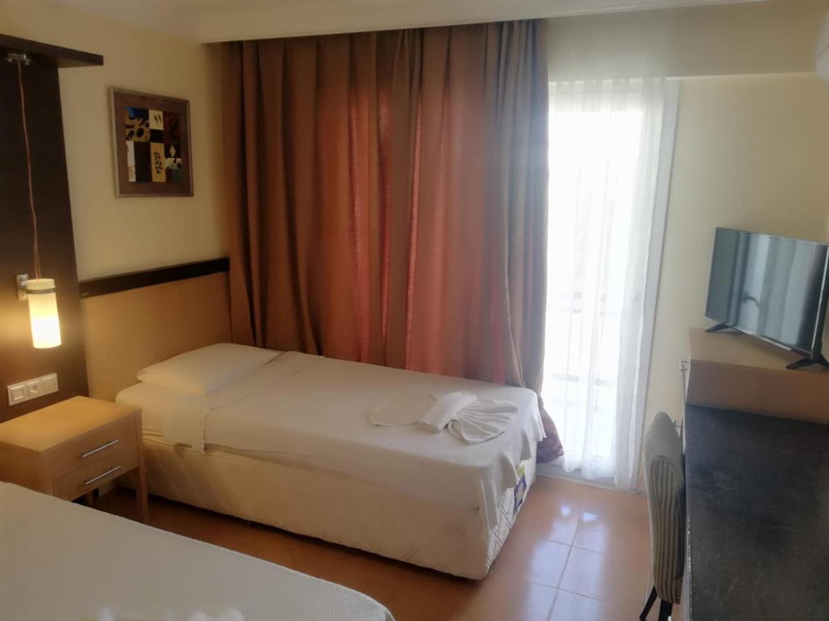 Hotel Santur Kusadası Exterior foto
